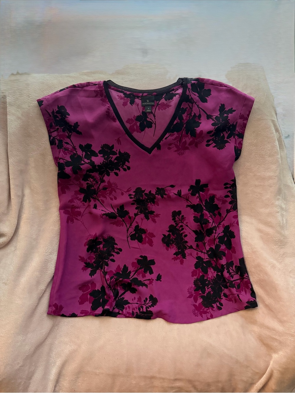 Worthington Magenta and Black Floral V‑Neck Top